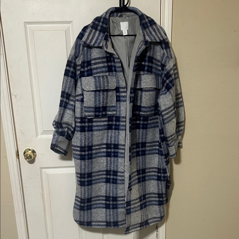 H&M Gray and Blue Plaid Utility Jacket
